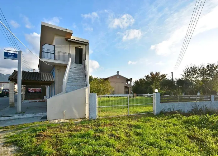 Roberto\'S Apartments